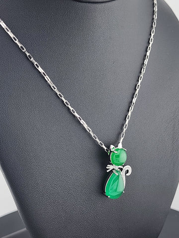 Lucky Jade Kitty Necklace – Purrfectly New!