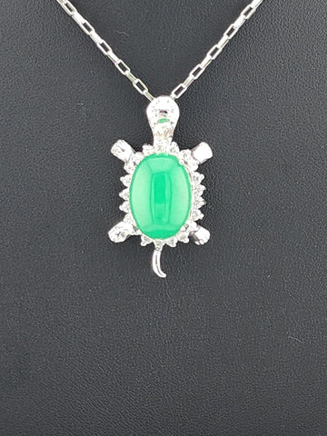 Charming Jade Turtle Necklace – Brand New & Beautiful