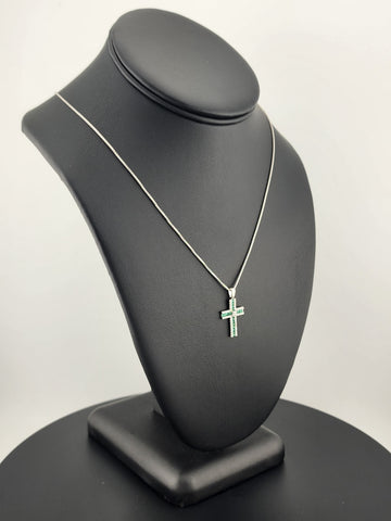 925 Sterling Silver Green Gemstone Cross Necklace – Timeless & Spiritual