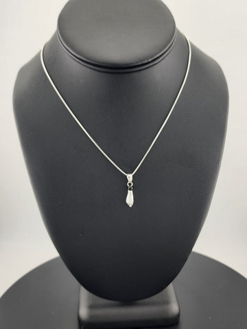 Figa Hand Necklace in 925 Sterling Silver – Powerful & Chic