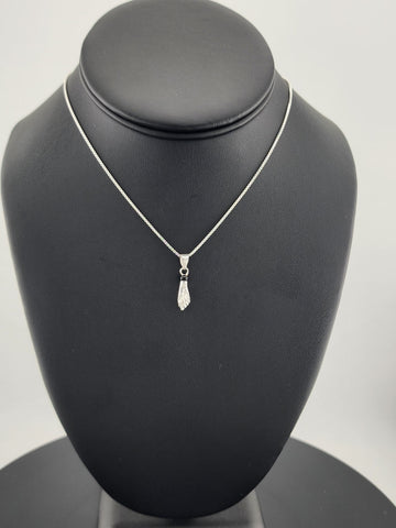 Figa Hand Necklace in 925 Sterling Silver – Powerful & Chic