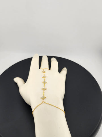 Sterling Silver 925 Hand Chain Bracelet with Ring – Star Design