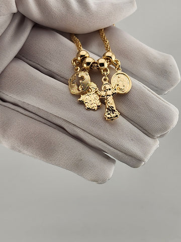 Chic Multi-Charm Bracelet in Brazilian 18K Gold Filled