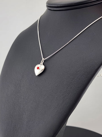 925 Sterling Silver Heart Necklace with Round Red Enamel – New & Stylish