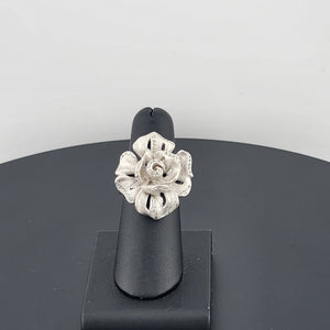Brand New Sterling Silver 925 Flower Ring – Elegant Floral Design