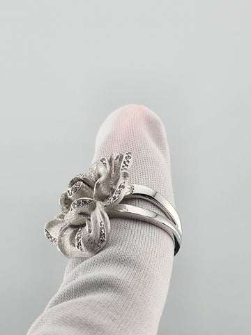 Brand New Sterling Silver 925 Flower Ring – Elegant Floral Design