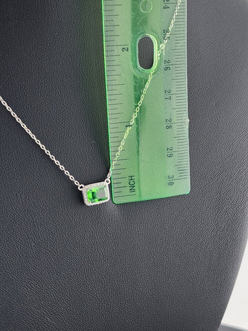 New Sterling Silver 925 Necklace – Green Rectangle Gemstone Pendant