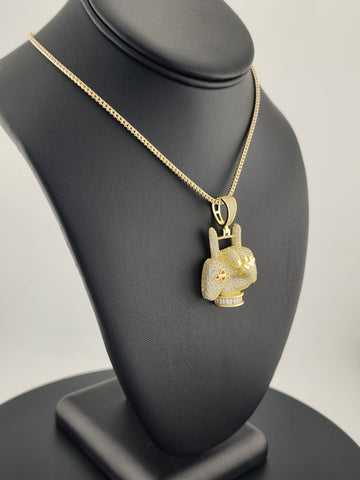 Gaming-Inspired 925 Silver Necklace – Hand & Controller Pendant