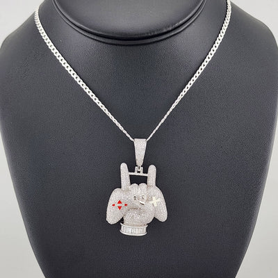 Gaming-Inspired 925 Silver Necklace – Hand & Controller Pendant