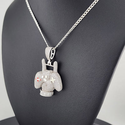 Gaming-Inspired 925 Silver Necklace – Hand & Controller Pendant