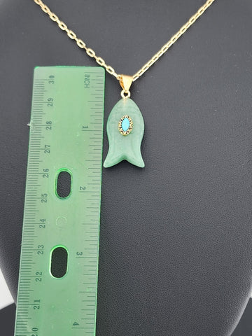Under the Sea Vibes – Fish-Shaped Green Agate Necklace with Stone