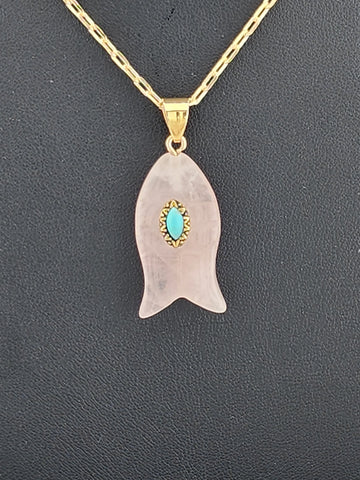 Under the Sea Vibes – Fish-Shaped Pink Agate Necklace with Stone