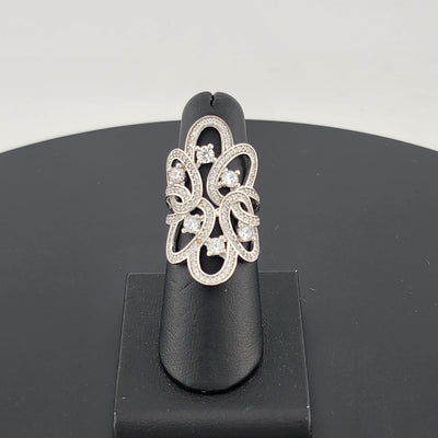 Dazzling Beauty – 925 Silver Cubic Zirconia Ring, Intricate Design