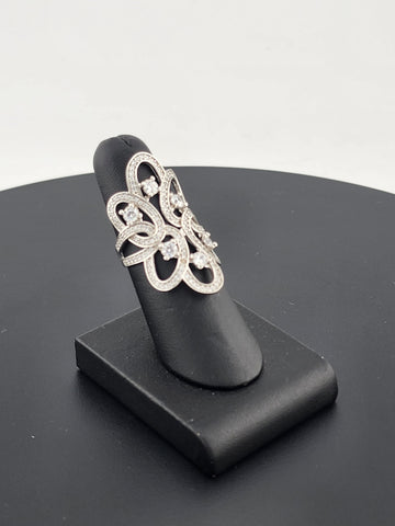 Dazzling Beauty – 925 Silver Cubic Zirconia Ring, Intricate Design