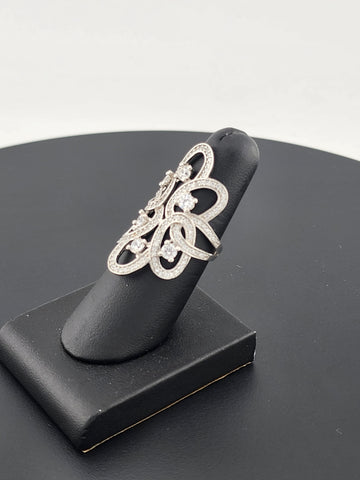 Dazzling Beauty – 925 Silver Cubic Zirconia Ring, Intricate Design