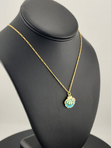 Ocean Breeze Light Blue Seashell Necklace – Brand New