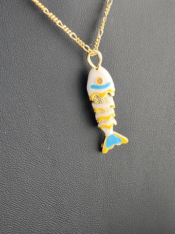 Catch of the Day: White Fish Necklace – Brand New
