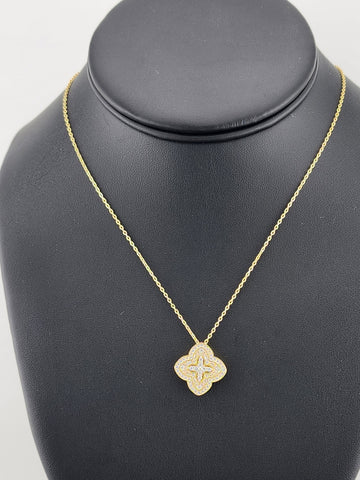 Elegant 925 Sterling Silver Clover Pendant Necklace – Sparkling Cubic Zirconia