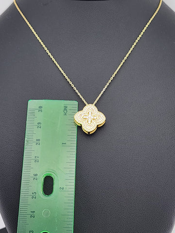 Elegant 925 Sterling Silver Clover Pendant Necklace – Sparkling Cubic Zirconia