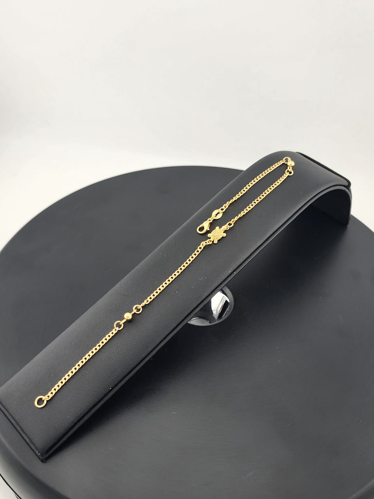 Elegant Gold Filled Turtle Anklet – Dainty Sea Life Foot Jewelry
