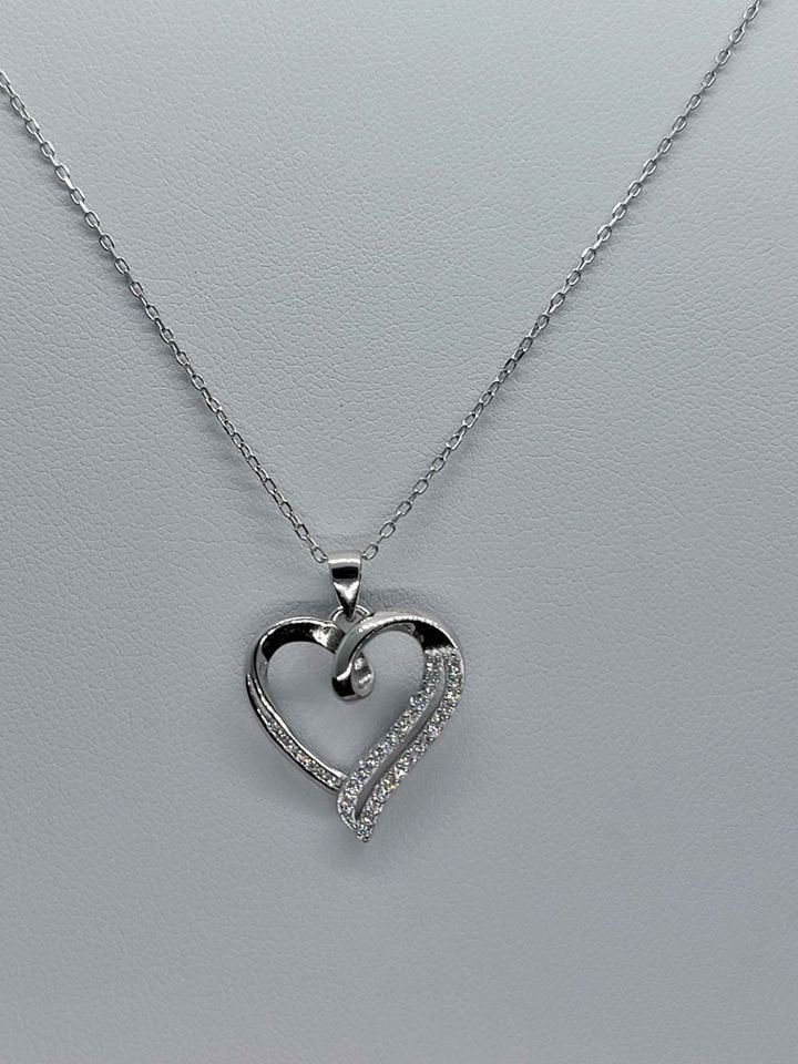 Brand New Sterling Silver 925 Heart Necklace w/ zirconia stones