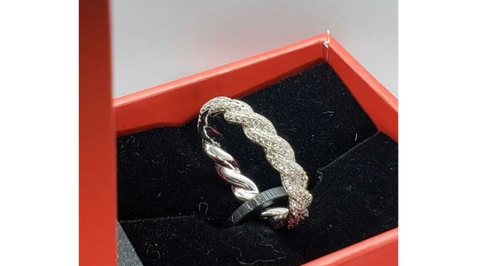 18K White Gold Plated Cubic Zirconia Ring – Timeless Elegance