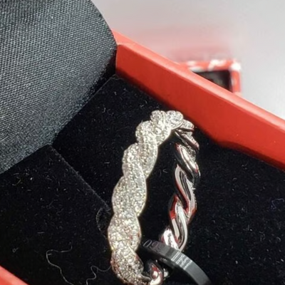 18K White Gold Plated Cubic Zirconia Ring – Timeless Elegance