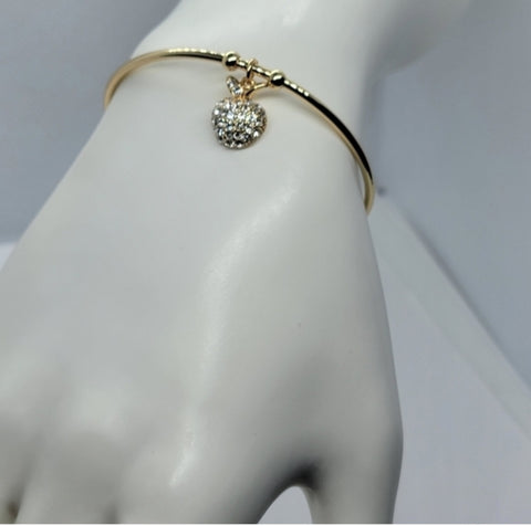 18K Gold-Plated Apple Charm Bracelet – Brand New