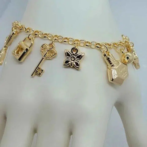 Brand New Brazilian 18k Gold Filled Multi Charms Bracelet