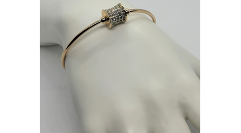 Brand New 18K Gold-Plated Charm Bracelet – Stylish & Elegant