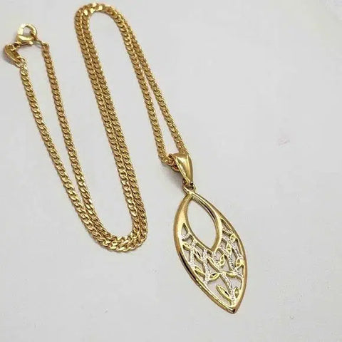 Brand New  Brazilian 18k Gold Filled Leaf Necklace