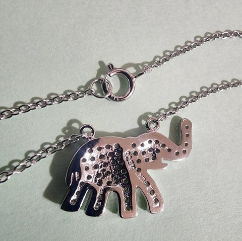 Brand New Sterling Silver 925 Elephant w/ cubic zirconia stones Necklace