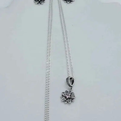 Brand New Sterling Silver 925 Flower Earrings and Necklace set