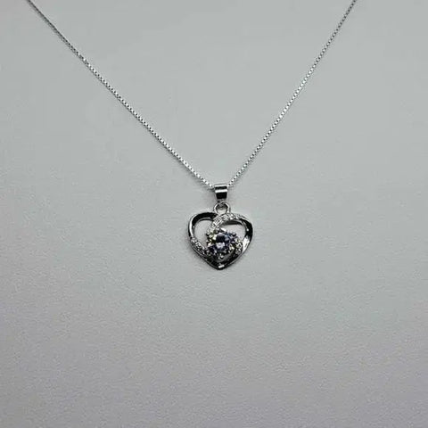 Brand New Sterling Silver 925 White gem Heart Necklace